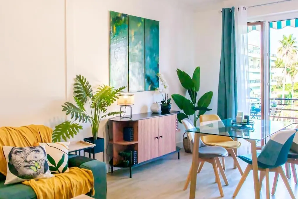 Apartment L45 Suite St Marguerite Sea View Balcon, Parking Wifi Nice